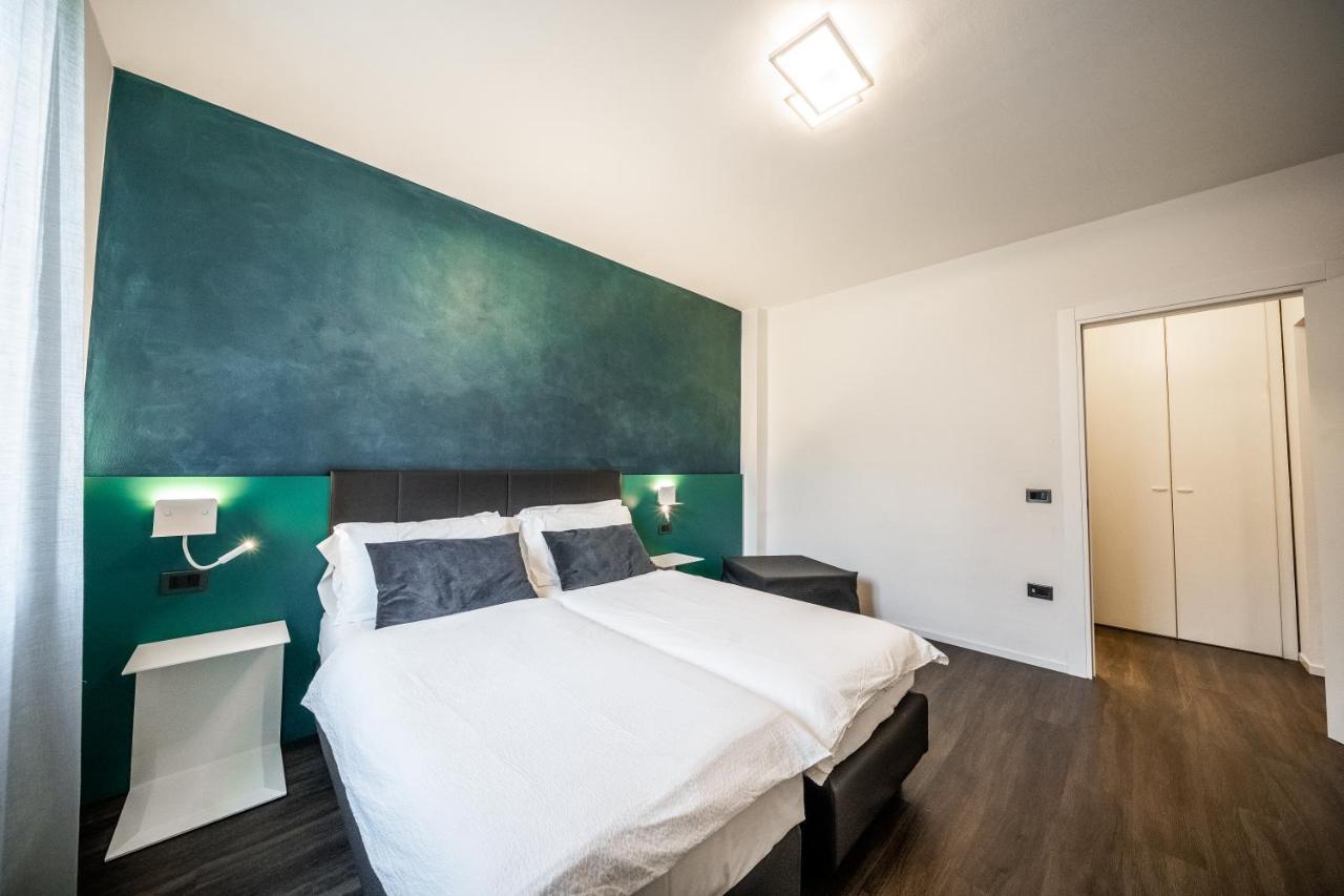 Appartamenti Vasco Renna Surf Center Torbole Sul Garda Exteriér fotografie